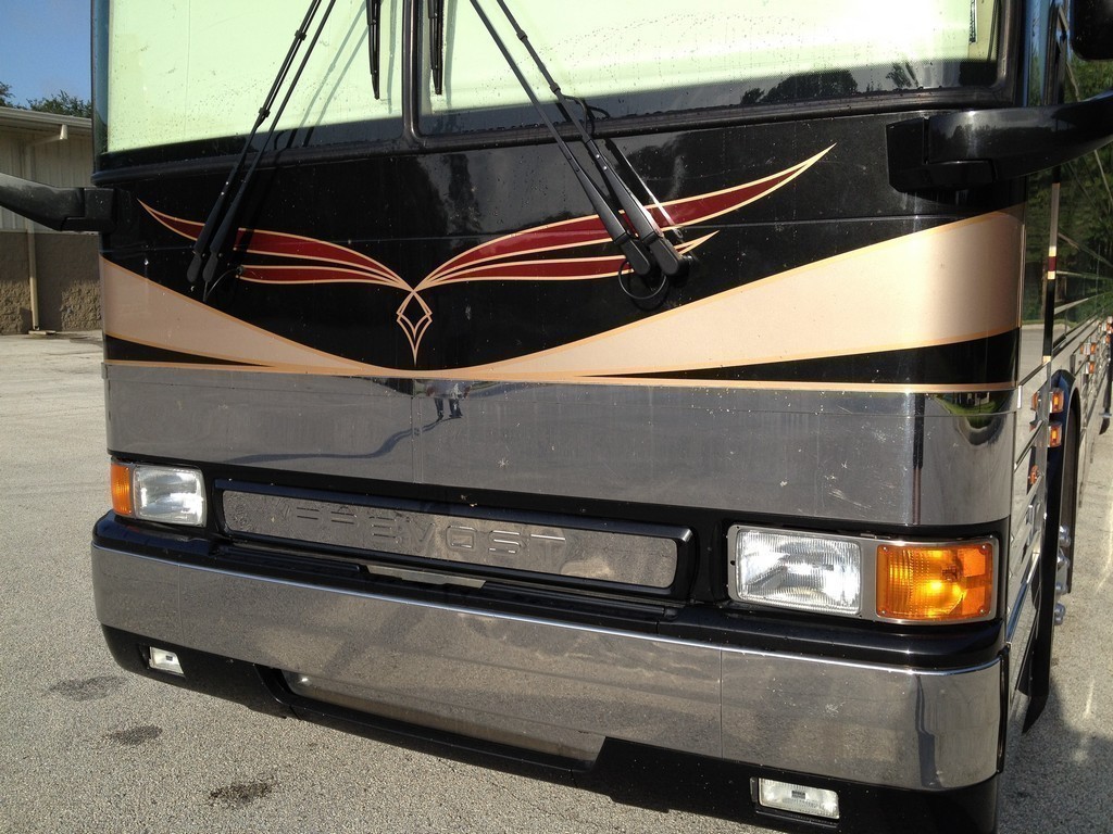 Prevost XL II before Excalibur Coach facelift