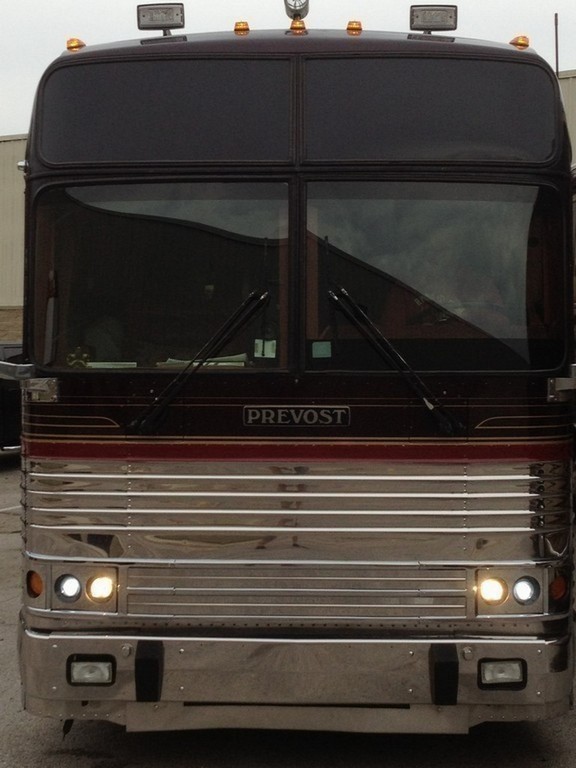 Prevost XL II with Excalibur Coach headlight upgrade
