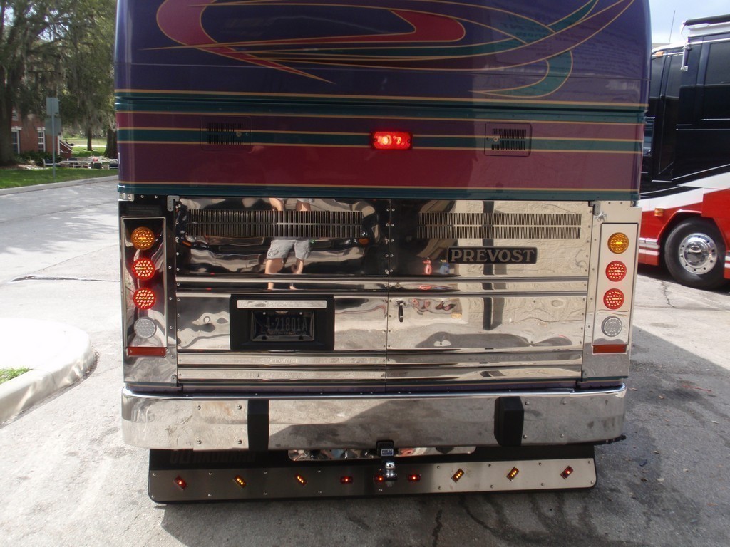 Prevost XL II with Excalibur Coach tail light upgrade