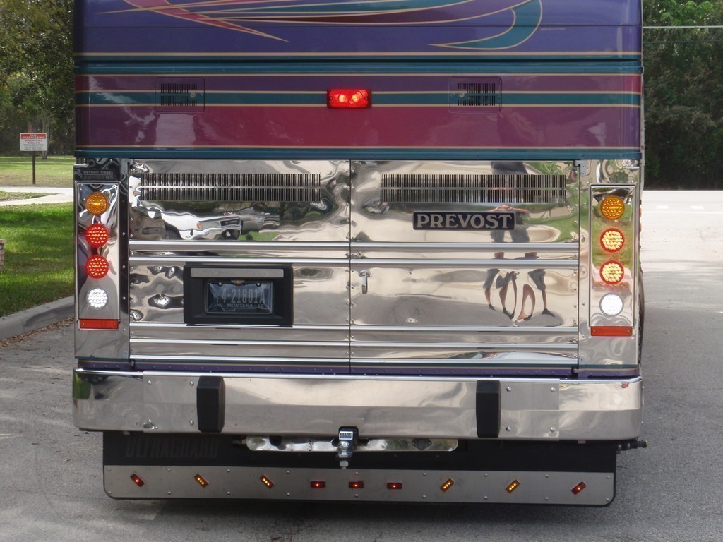 Prevost XL II with Excalibur Coach tail light upgrade