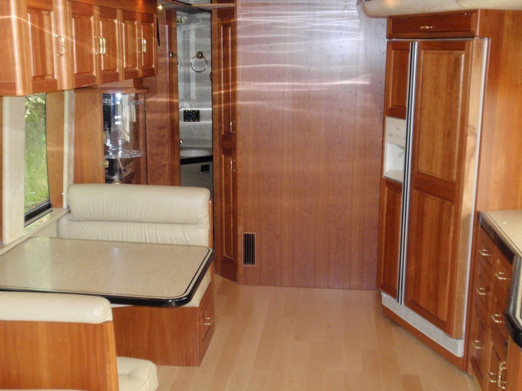 Dinette Area Room Out