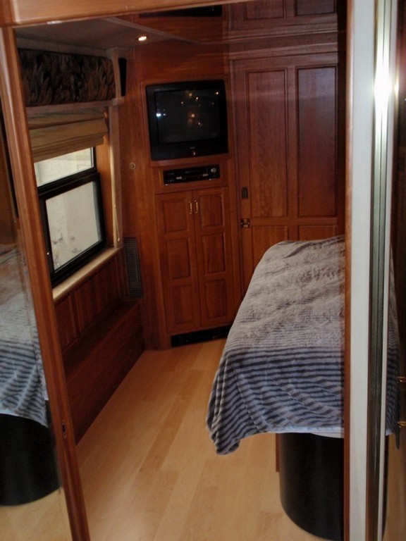 H3-45 Stateroom Floor space3