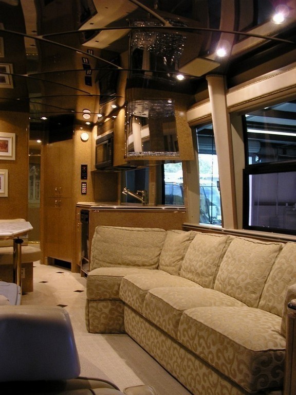 H3-45 Salon B4
