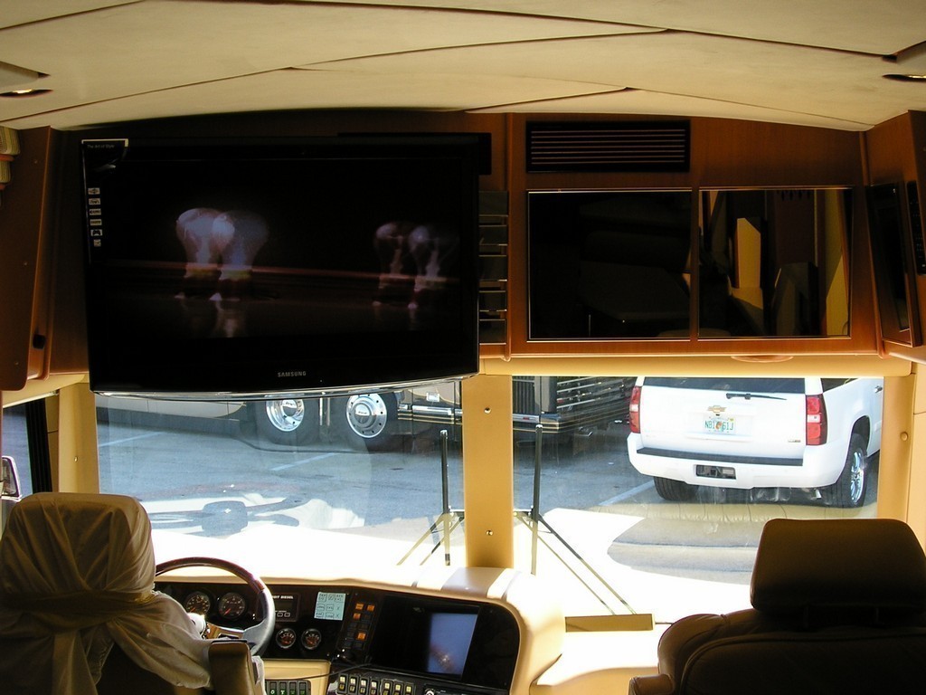 Front TV by Excalibur Coach - Prevost, XL, XLII, H3-45, Country Coach, Monaco, Marathon, Entertainer, Motorhome, Class A