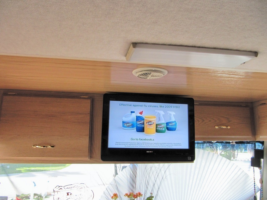 Prevost, XL, XLII, Country Coach, Motorhome, Class A - New custom cabinets - TV and ceiling by Excalibur Coach