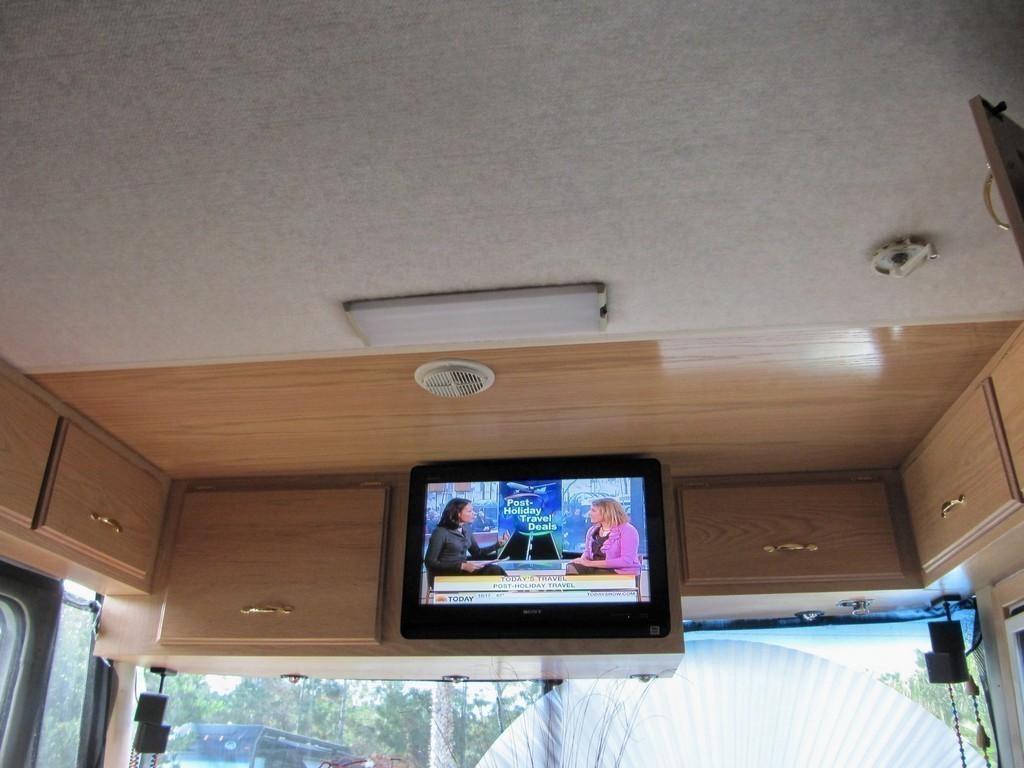 Prevost, XL, XLII, Country Coach, Motorhome, Class A - New Front Overhead with TV and cabinets by Excalibur Coach