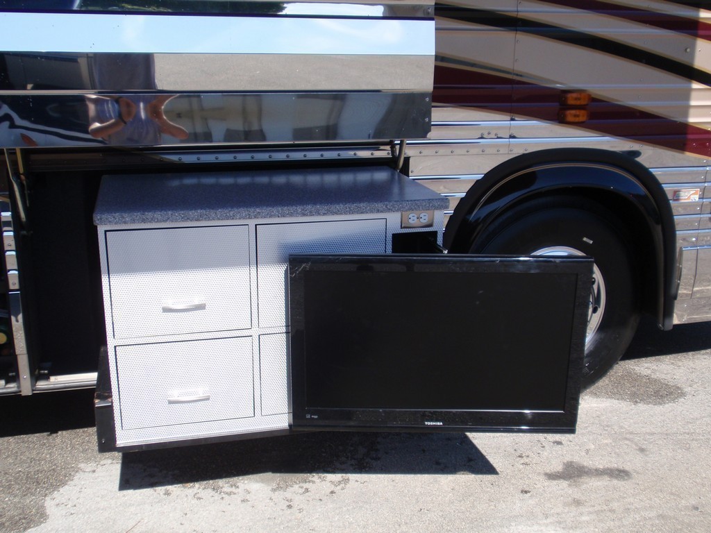 Prevost, XL, XLII, H3, Motorhome, Country Coach, Marathon - Bay 1 -TV Swivel Mechanism designed by Excalibur Coach