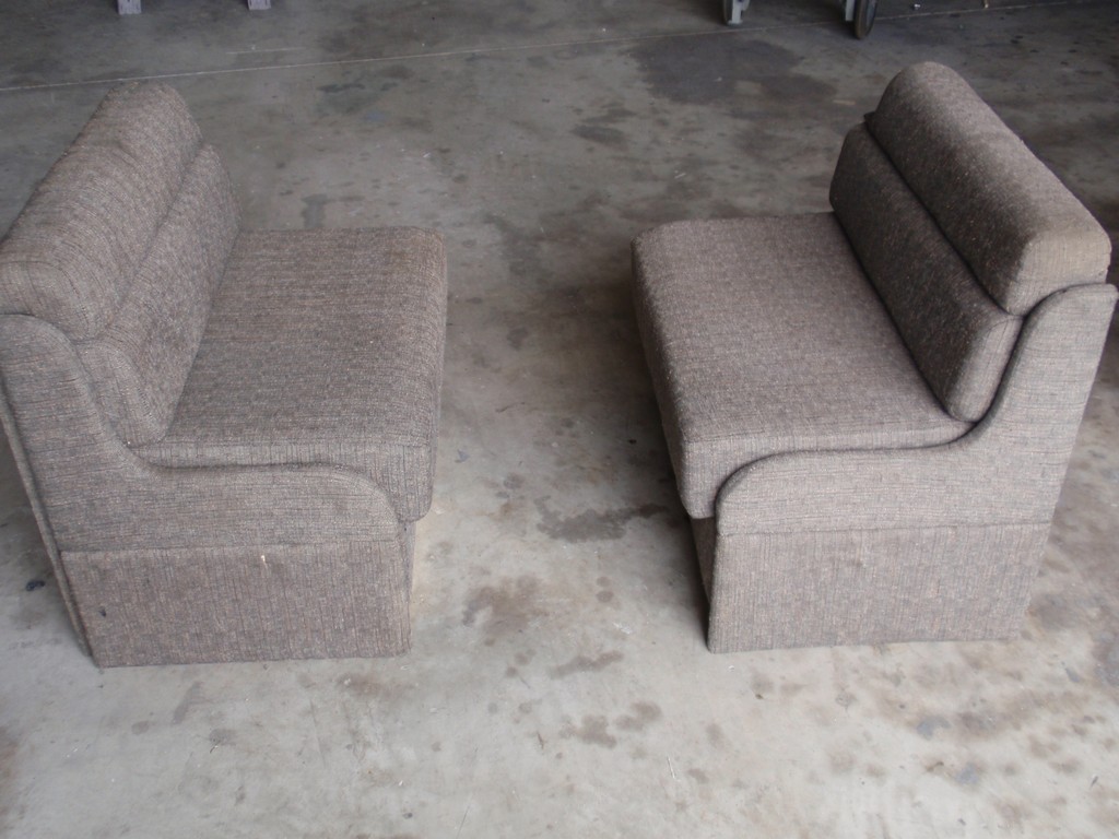 Upholstery Facing Dinette Booth, photo 5