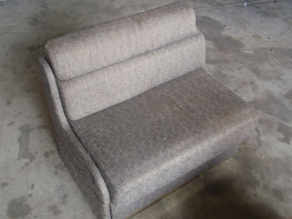 Upholstery Facing Dinette Booth, photo 7