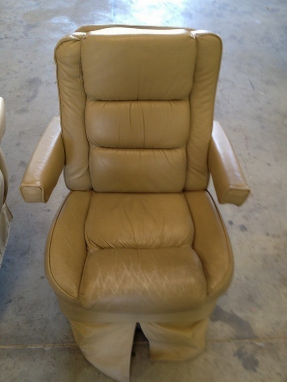 Royale Drivers Seat before new upholstery by Excalibur Coach - Prevost Motorhome - XL - XLII - H3-45 - Class A