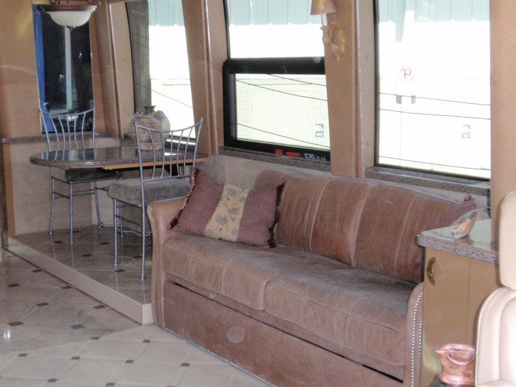 Counrty Coach Sofa's, photo 4